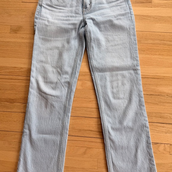 Abercrombie 90s Straight Mid-Rise Light Wash Jean 00 - Picture 3 of 4